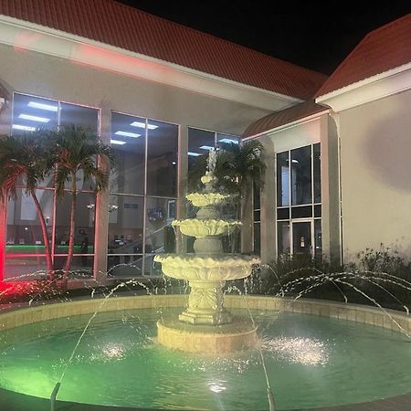 Quality Inn & Suites Conference Center New Port Richey Εξωτερικό φωτογραφία