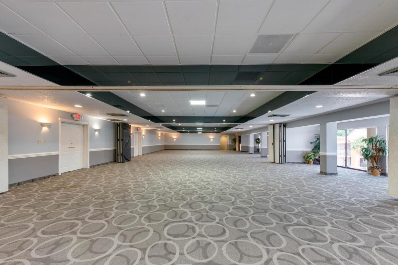 Quality Inn & Suites Conference Center New Port Richey Εξωτερικό φωτογραφία