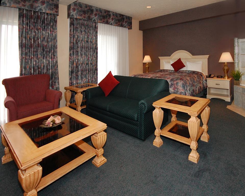 Quality Inn & Suites Conference Center New Port Richey Εξωτερικό φωτογραφία