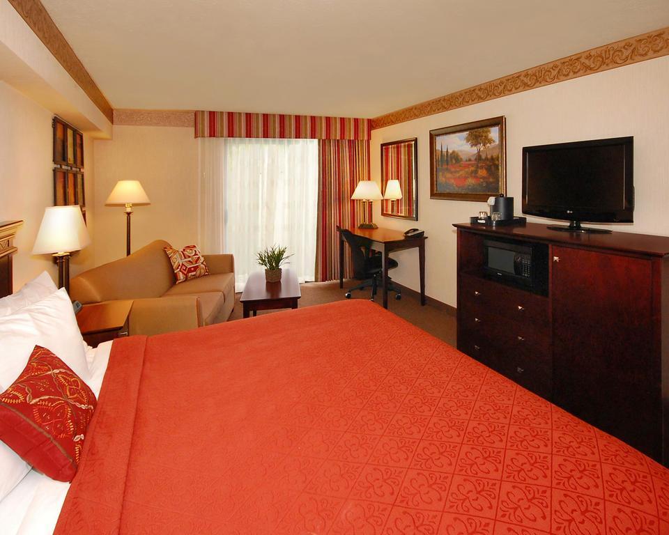 Quality Inn & Suites Conference Center New Port Richey Εξωτερικό φωτογραφία