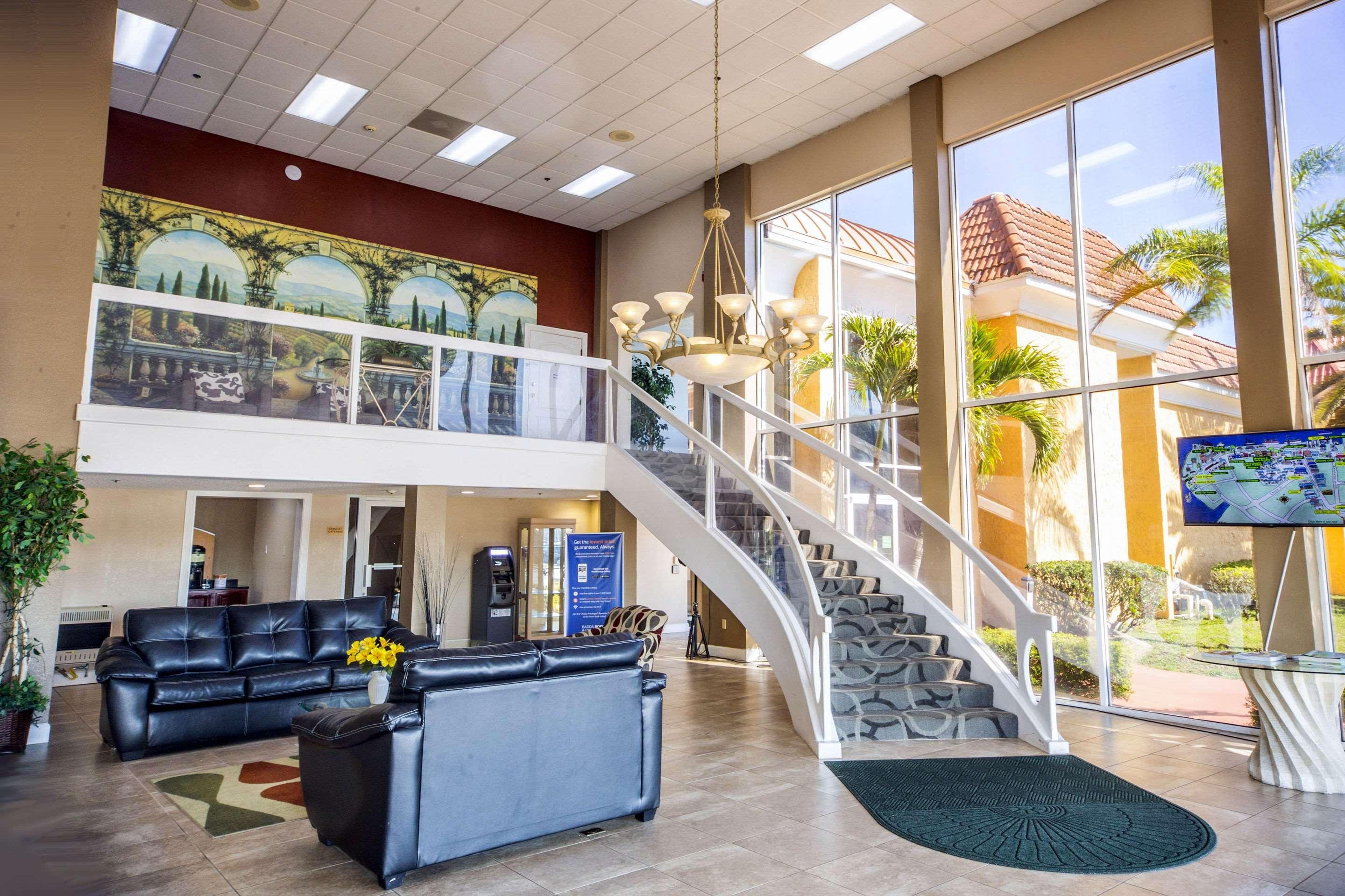 Quality Inn & Suites Conference Center New Port Richey Εξωτερικό φωτογραφία