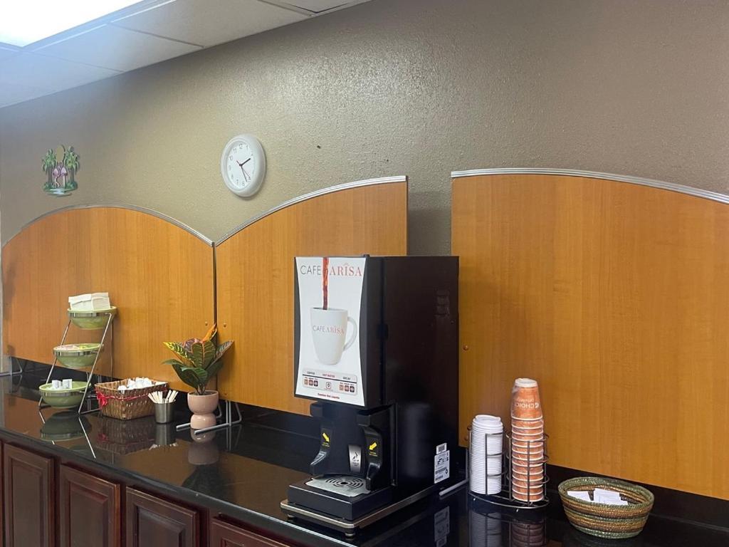 Quality Inn & Suites Conference Center New Port Richey Εξωτερικό φωτογραφία