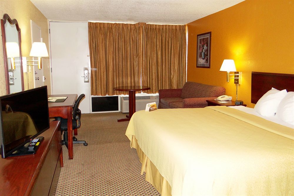 Quality Inn & Suites Conference Center New Port Richey Εξωτερικό φωτογραφία